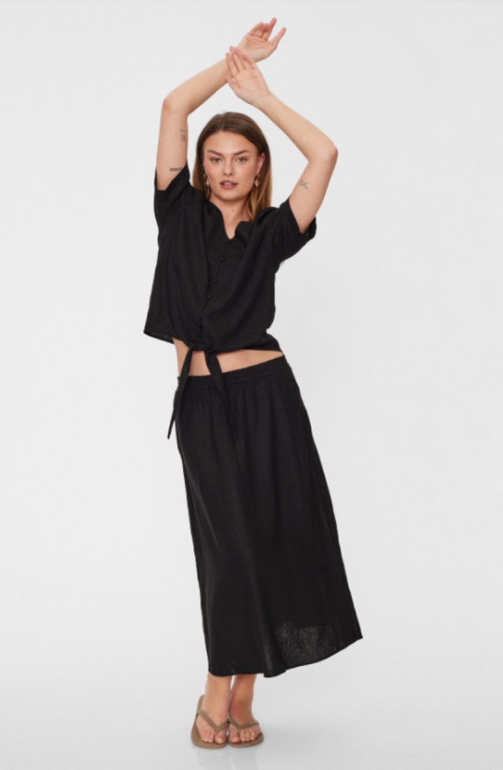Lava skirt black