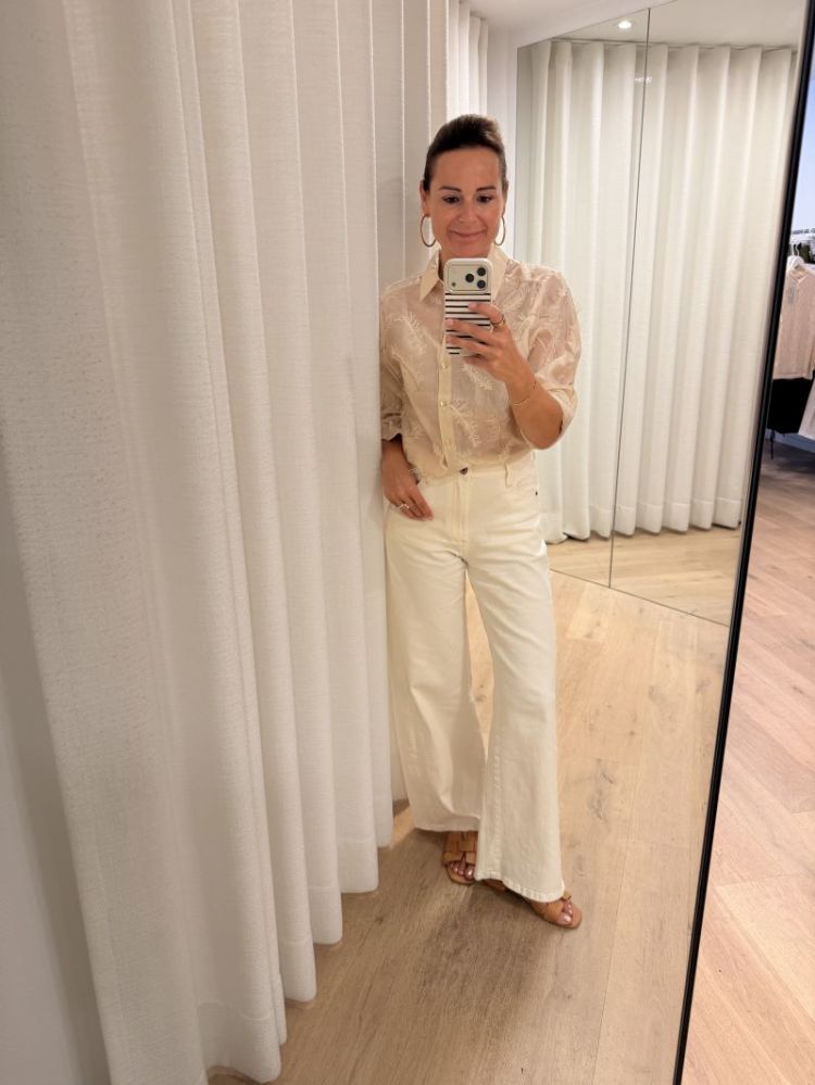 Aysha Blouse Feathers  sand