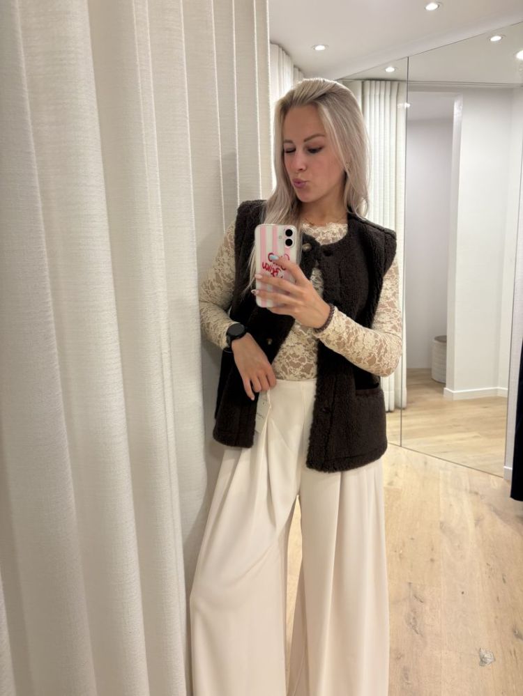 Pleated Betul Pants  Ecru