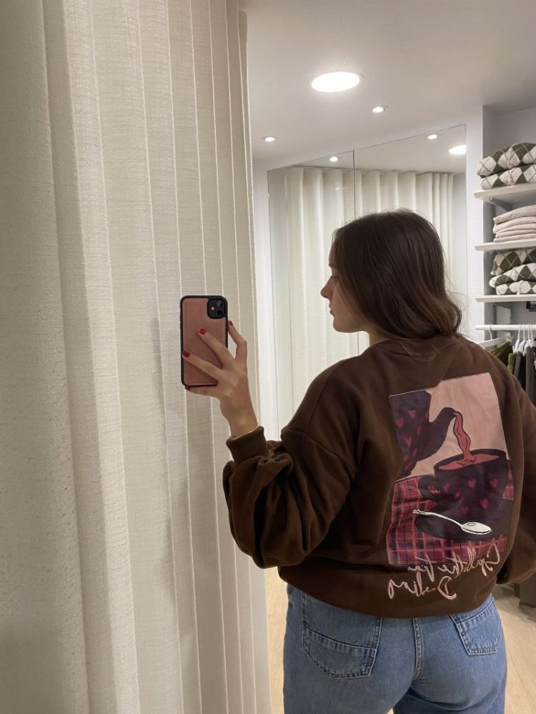 Sweater spill the tea brown/burgundy